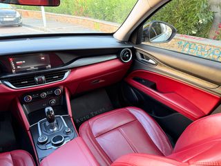 Alfa Romeo Stelvio 2018 2.2 DIESEL SUPER Q4 AT8-thumb-28