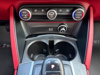 Alfa Romeo Stelvio 2018 2.2 DIESEL SUPER Q4 AT8-thumb-34