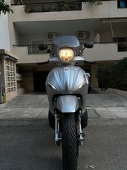 Piaggio Beverly 300 2018 iS-thumb-2