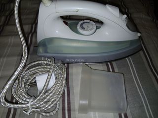 ΗΛΕΚΤΡΙΚΟ ΣΙΔΕΡΟ SINGER 2000W-thumb-2