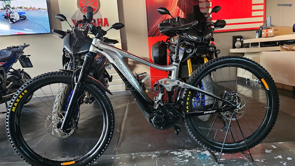 Downhill - Enduro - Trail Giant 2023 TRANCE E     ELECTRIC E BIKE