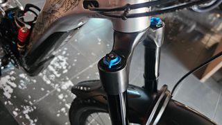 Downhill - Enduro - Trail Giant 2023 TRANCE E     ELECTRIC E BIKE-thumb-42