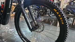 Downhill - Enduro - Trail Giant 2023 TRANCE E     ELECTRIC E BIKE-thumb-45