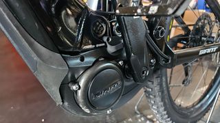 Downhill - Enduro - Trail Giant 2023 TRANCE E     ELECTRIC E BIKE-thumb-10