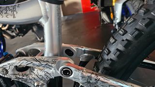 Downhill - Enduro - Trail Giant 2023 TRANCE E     ELECTRIC E BIKE-thumb-20
