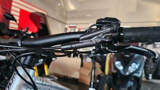 Downhill - Enduro - Trail Giant 2023 TRANCE E     ELECTRIC E BIKE-thumb-30