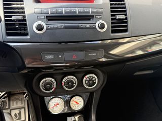 Mitsubishi Lancer 2008 EVO X (10)-thumb-26