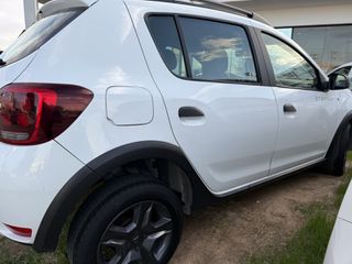 Dacia Sandero 2017 STEPWAY-thumb-2