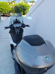 Piaggio Beverly 300i 2014-thumb-4