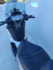 Piaggio Beverly 300i 2014-thumb-5