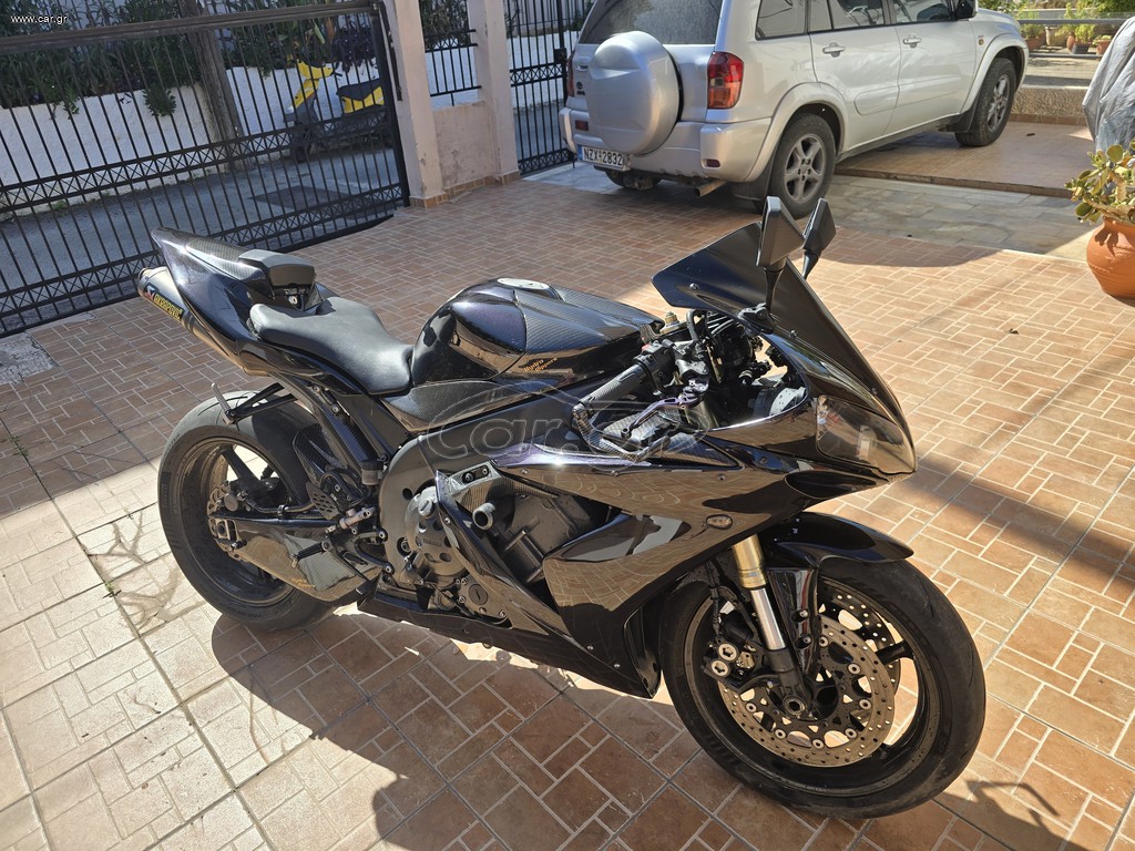 Yamaha YZF-R1 2005 YZF R1