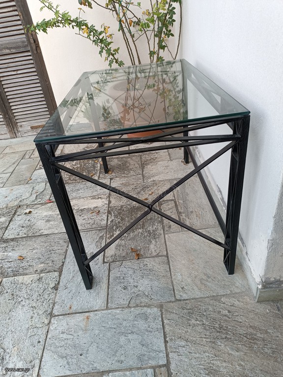Γραφείο μεταλλικό