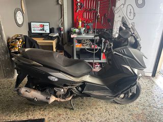 SYM CRUISYM 250 300  17-20' ΕΓΚΕΦΑΛΟΣ ΜΟΤΕΡ ΗΛΕΚΤΡΙΚΑ ΠΛΑΣΤΙΚΑ ΓΙΑ ΑΝΤΑΛΛΑΚΤΙΚΑ ΚΟΜΜΑΤΙ ΚΟΜΜΑΤΙ