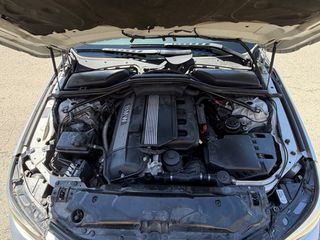 Bmw 520 2004 E60 M’’ PACKET 171HP-AUTO 6 SPEED-SUNROOF-CLIMA-FULL EXTRA-thumb-63