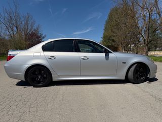Bmw 520 2004 E60 M’’ PACKET 171HP-AUTO 6 SPEED-SUNROOF-CLIMA-FULL EXTRA-thumb-6