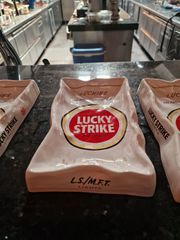 Lucky strike τασάκια