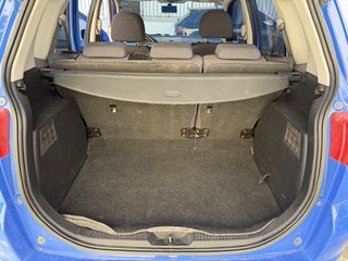 Mazda 2 2004-thumb-2