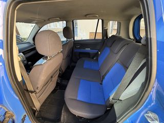 Mazda 2 2004-thumb-5