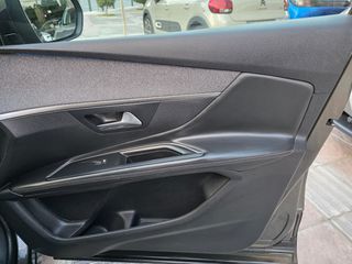 Peugeot 3008 2018 1.2cc A-L-L-U-R-E * ΟΡΟΦΗ*ΔΕΡΜΑ*ΦΙΜΕ*-thumb-28