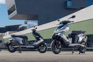 CFmoto 2025 ZEEHO AE8+ STARSHIP/ECLIPSE SILVER-thumb-4