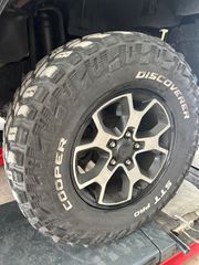 Cooper  Discovered STT PRO 285/70/17