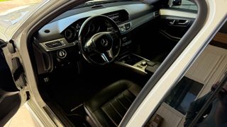 Mercedes-Benz E 350 2014 4matic *Full Extra*-thumb-6