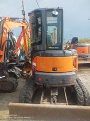 Εκσκαφάκι (διαβολάκι) Hitachi 2012-thumb-2