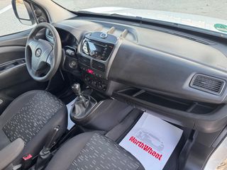 Opel Combo 2015 cng ΜΑΧΙ L2H1 ΕΧΕΙ ΠΙΝΑΚΙΔΕΣ - ΕΤΟΙΜΟ ΓΙΑ ΜΕΤΑΒΙΒΑΣΗ-thumb-31