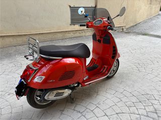 Vespa GTS 300 2022 HPE-thumb-5