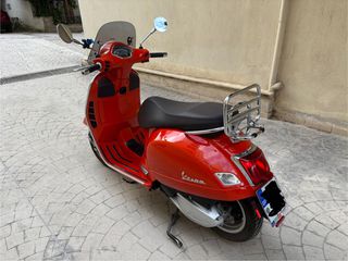 Vespa GTS 300 2022 HPE-thumb-8
