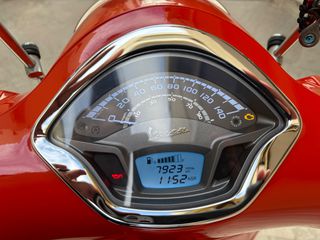 Vespa GTS 300 2022 HPE-thumb-10
