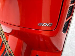 Vespa GTS 300 2022 HPE-thumb-12