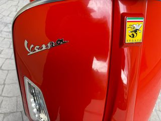 Vespa GTS 300 2022 HPE-thumb-14