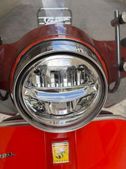 Vespa GTS 300 2022 HPE-thumb-18