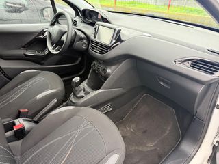 Peugeot 208 2016 1.0 VTi Active-thumb-8