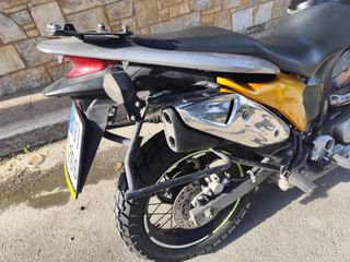 Honda Transalp 700 2009-thumb-6