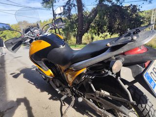 Honda Transalp 700 2009-thumb-7