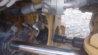 Εκσκαφέας-Φορτωτής CAT 2012 950 Κ-thumb-4