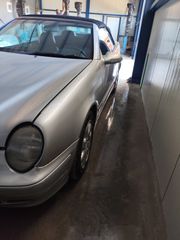 Mercedes-Benz CLK 200 2003-thumb-1
