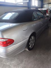 Mercedes-Benz CLK 200 2003-thumb-3