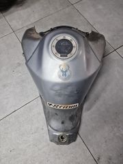 ΤΕΠΟΖΙΤΟ/ΦΤΕΡΟ/FAIRING/ΚΟΝΤΈΡ DL 650 2004