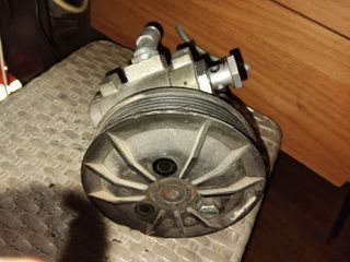 Αντλία υδραυλικού τιμονιού BMW N52B25 N52B30 4042171  X1 E84  E87 - E82 - E88 - E81 - E90 - E91 - 92 - E93