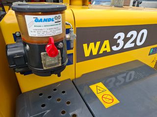 Φορτωτής Με Λάστιχα Komatsu 2014 WA320-6-thumb-22