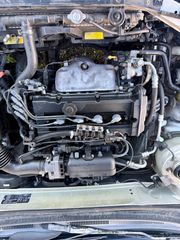 Hyundai Elantra 2003-thumb-8