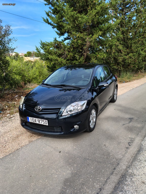 Toyota Auris 2012 1.4 D-4D DIESEL 6 TAXYTO