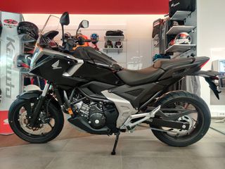 Honda NC 750X 2026 DCT-thumb-1