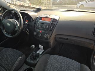 Kia Ceed / cee'd 2010 1.4 LX STYLE FULL EXTRA-thumb-8