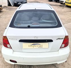 Hyundai Accent 2005-thumb-4