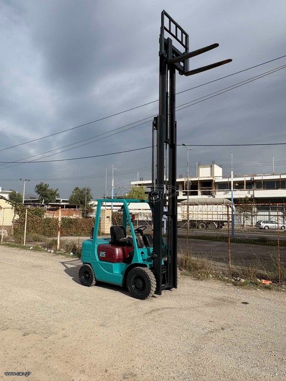 Mitsubishi 2003 Αγοράζω Κλαρκ μηχανήματα φορτηγά