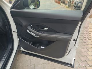 Jaguar E-Pace 2019 R Dynamic P 250 AWD-thumb-28